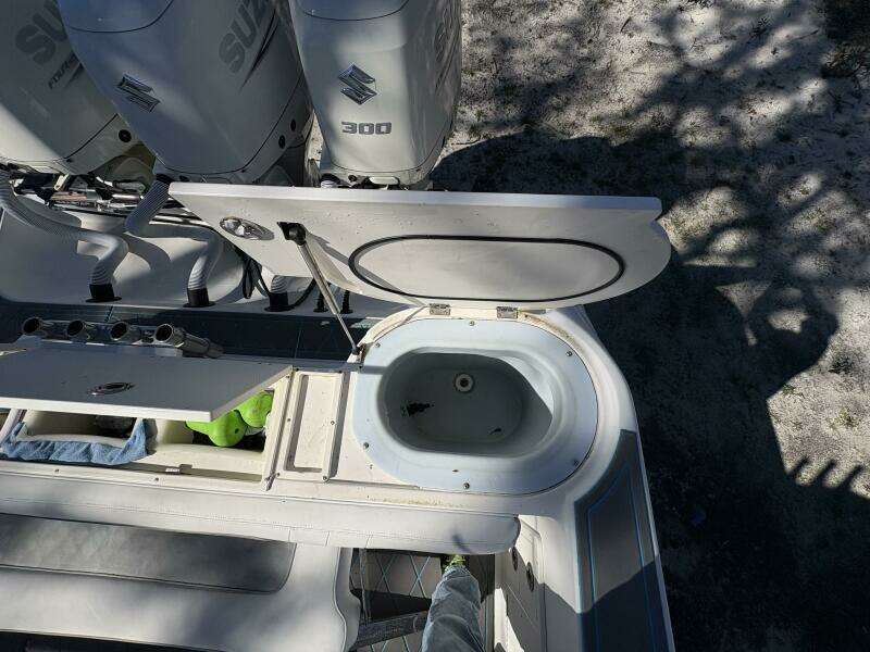 Reel Anomaly 35ft Wellcraft Yacht For Sale