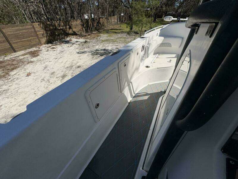 Reel Anomaly 35ft Wellcraft Yacht For Sale