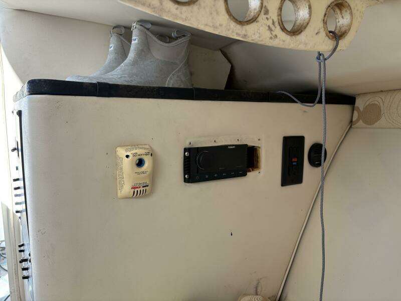 Reel Anomaly 35ft Wellcraft Yacht For Sale