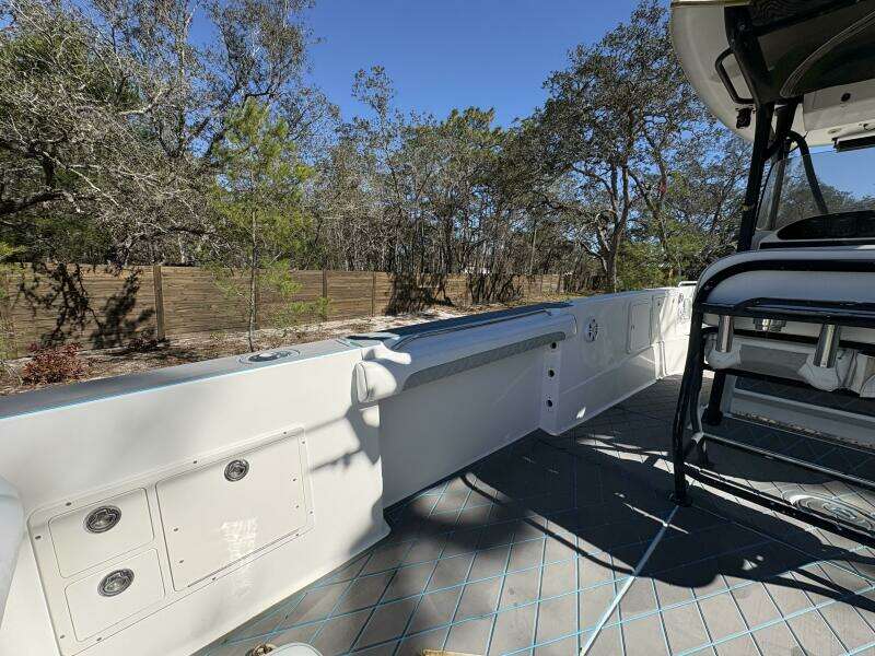 Reel Anomaly 35ft Wellcraft Yacht For Sale