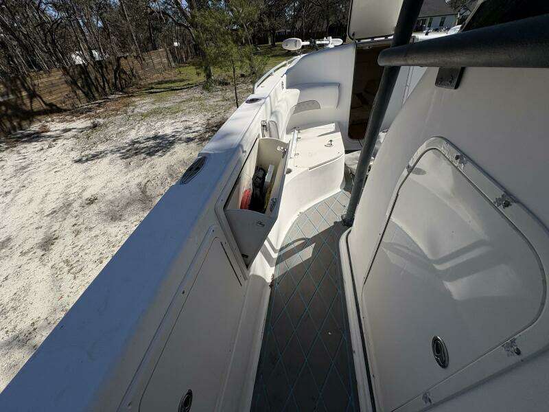 Reel Anomaly 35ft Wellcraft Yacht For Sale
