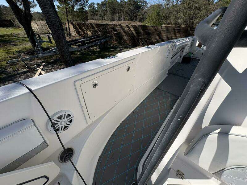 Reel Anomaly 35ft Wellcraft Yacht For Sale