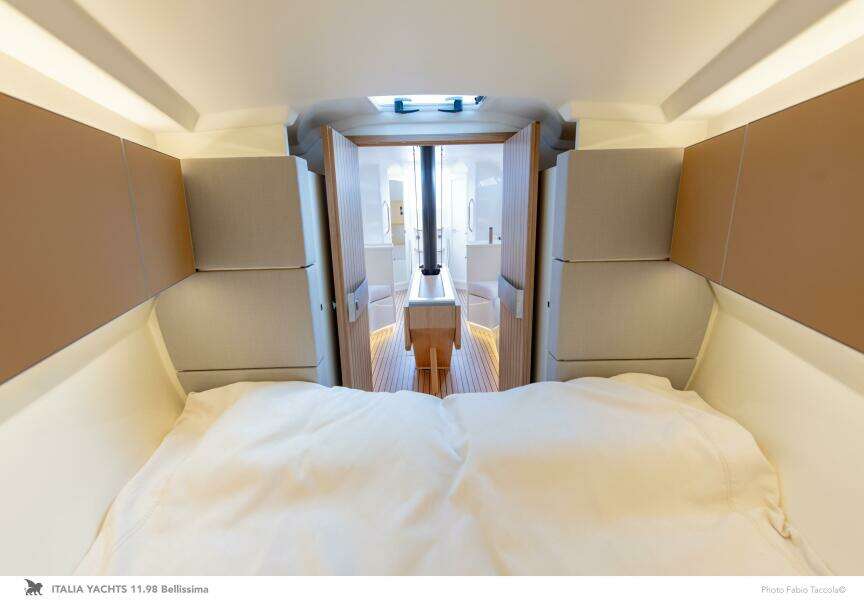 39ft Italia Yachts Yacht For Sale