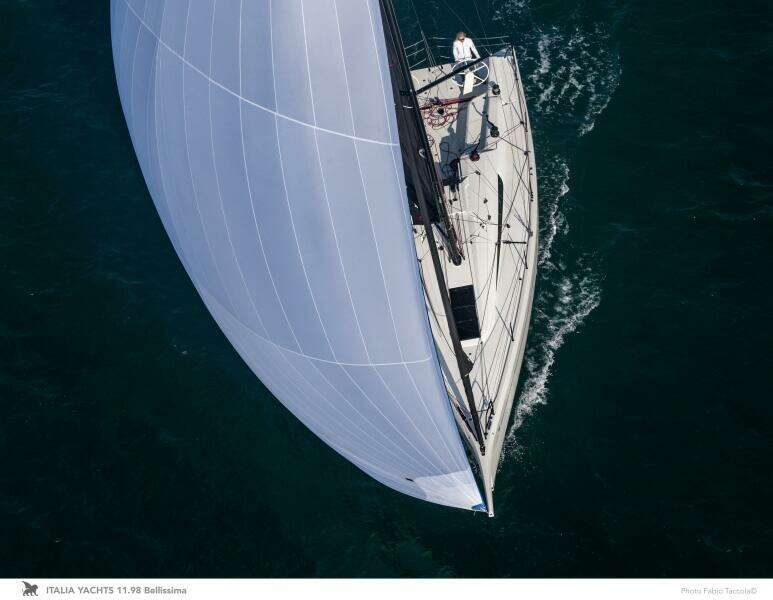 39ft Italia Yachts Yacht For Sale