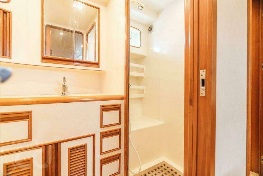 Island Girl 52ft Offshore Yachts Yacht For Sale