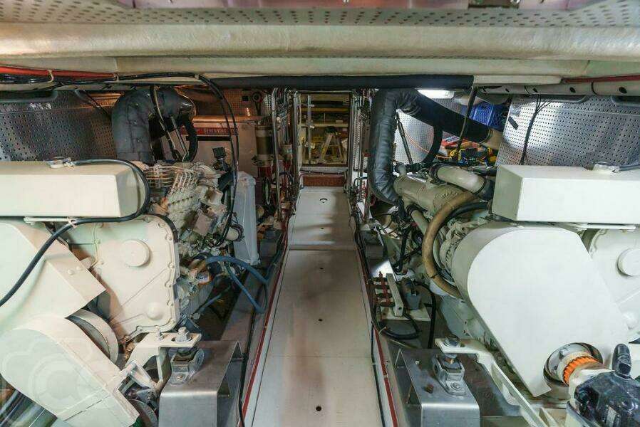 Island Girl 52ft Offshore Yachts Yacht For Sale