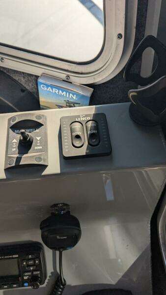 32ft Thunderjet Yacht For Sale