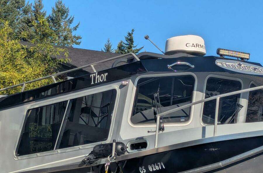 32ft Thunderjet Yacht For Sale