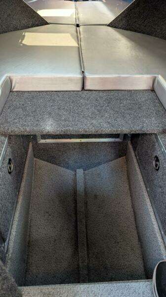 32ft Thunderjet Yacht For Sale