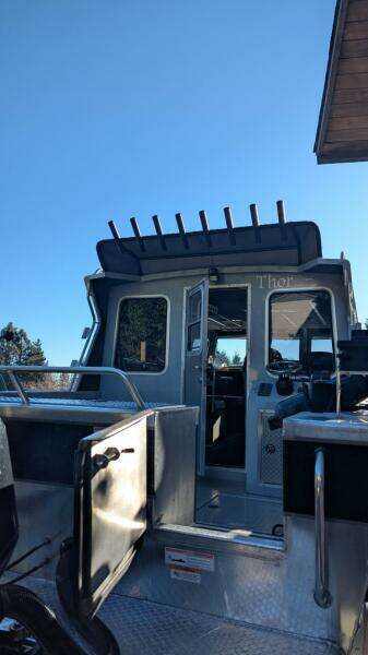 32ft Thunderjet Yacht For Sale