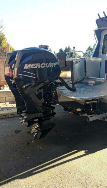 32ft Thunderjet Yacht For Sale