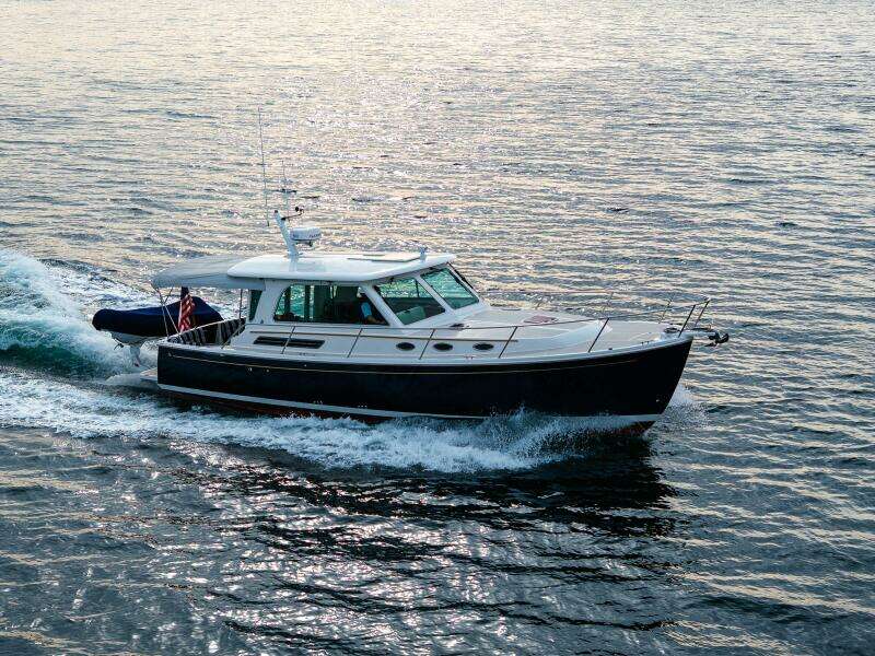 Big Blue 37ft Back Cove Yacht For Sale