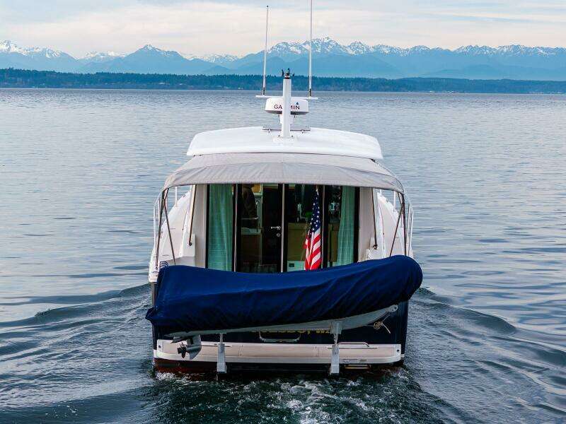 Big Blue 37ft Back Cove Yacht For Sale