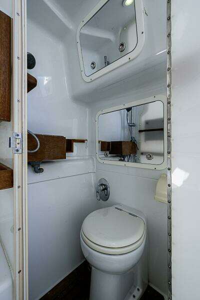 SO TEMPORARY 42ft Yellowfin Yacht For Sale