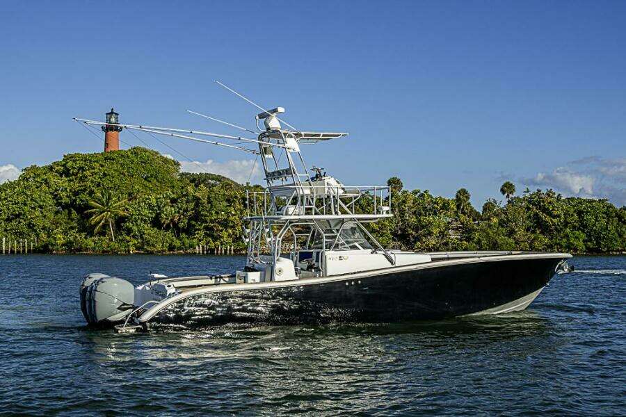 SO TEMPORARY 42ft Yellowfin Yacht For Sale