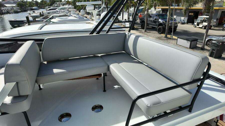 Targa 41   Stock 5 41ft Targa Yacht For Sale