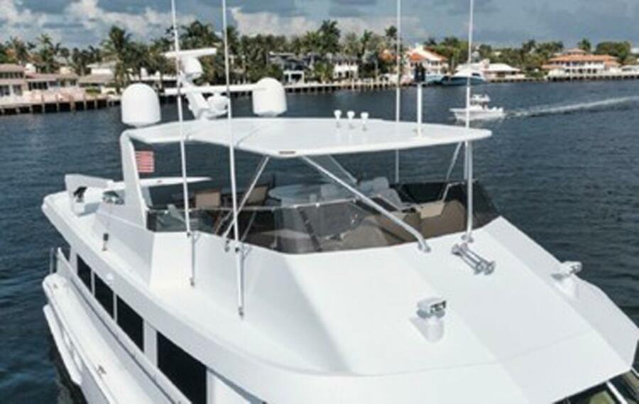 74' 1998 Hatteras 74 Cockpit Motoryacht