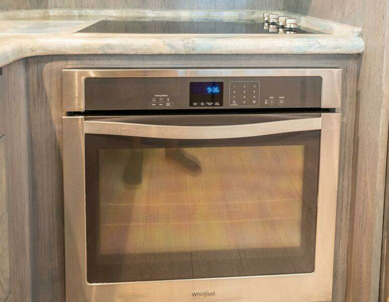 HATT S OFF 74ft Hatteras Yacht For Sale