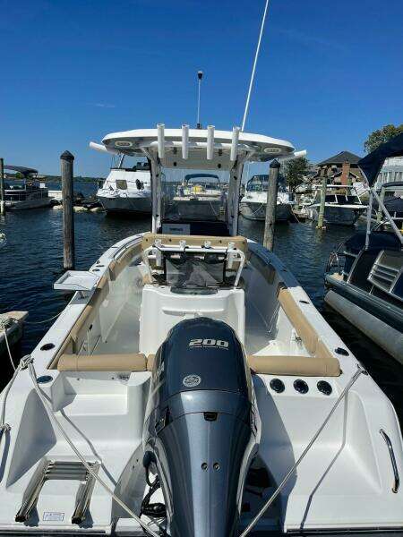 23ft Sea Hunt Yacht For Sale
