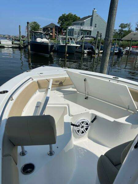 23ft Sea Hunt Yacht For Sale