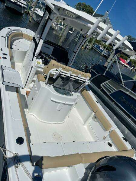 23ft Sea Hunt Yacht For Sale