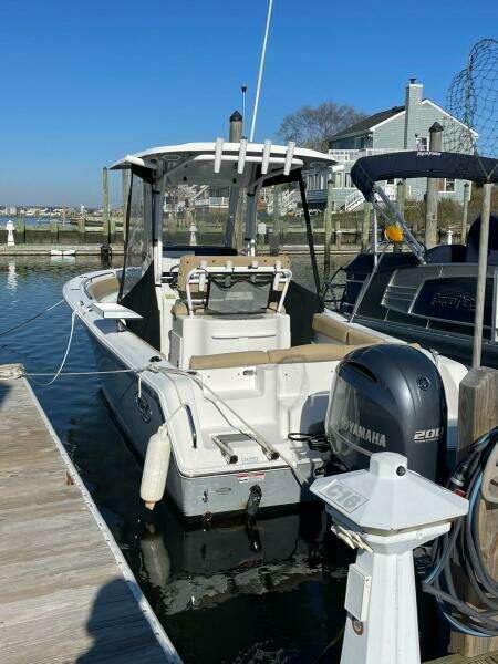 23ft Sea Hunt Yacht For Sale