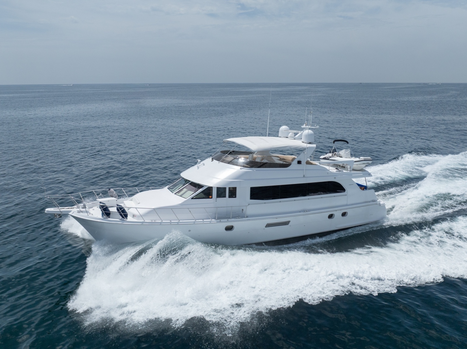 2000 Hatteras 75 Sport Deck