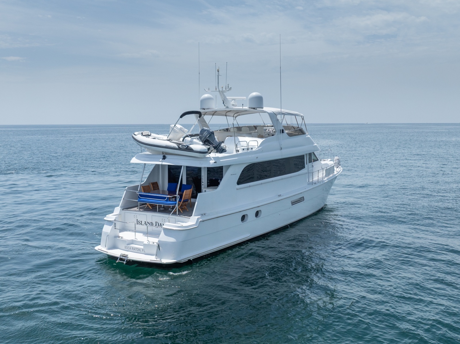 2000 Hatteras 75 Sport Deck