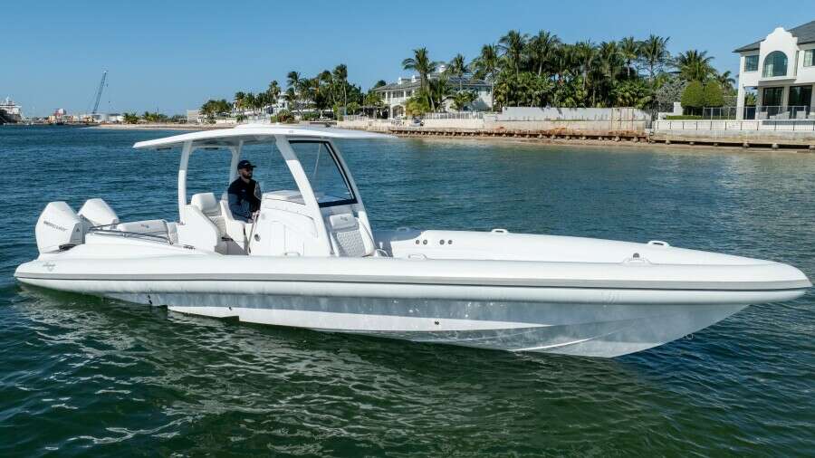 34ft Airship Yacht For Sale