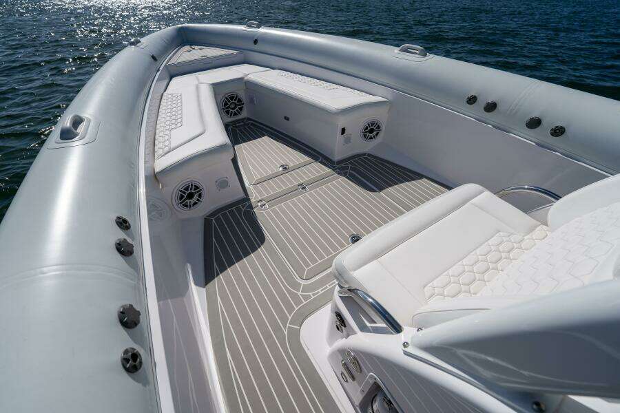 34ft Airship Yacht For Sale