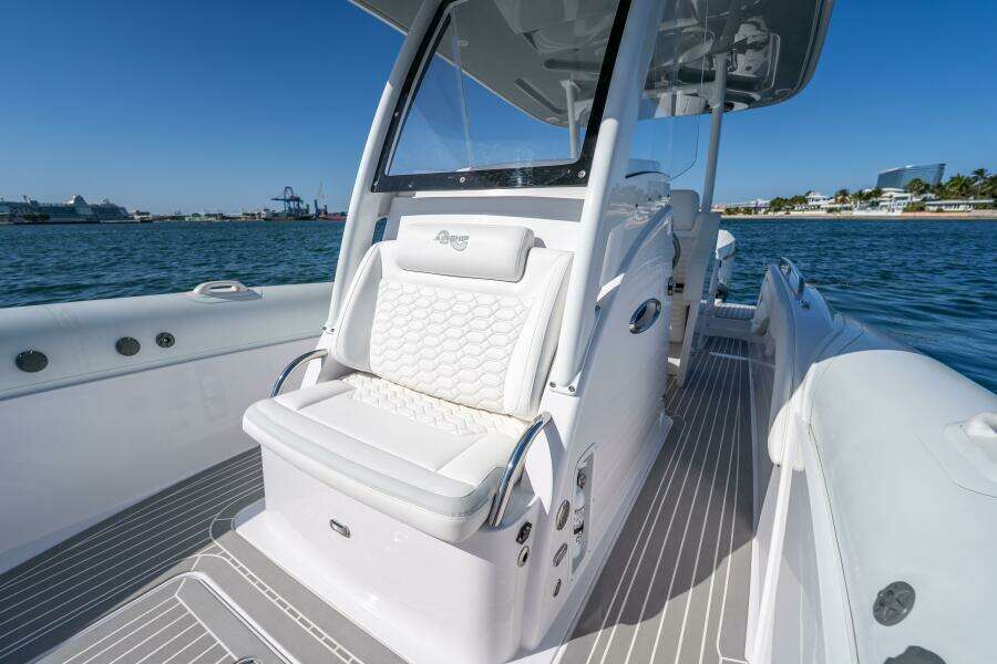 34ft Airship Yacht For Sale