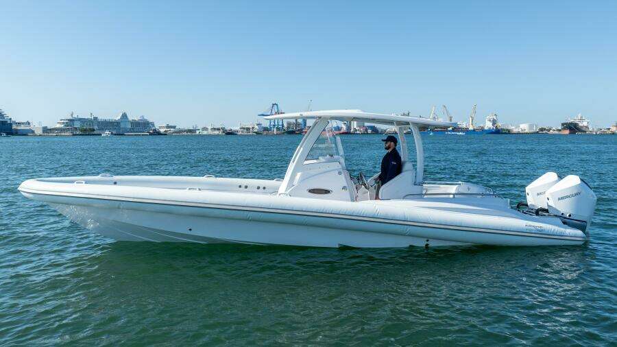 34ft Airship Yacht For Sale