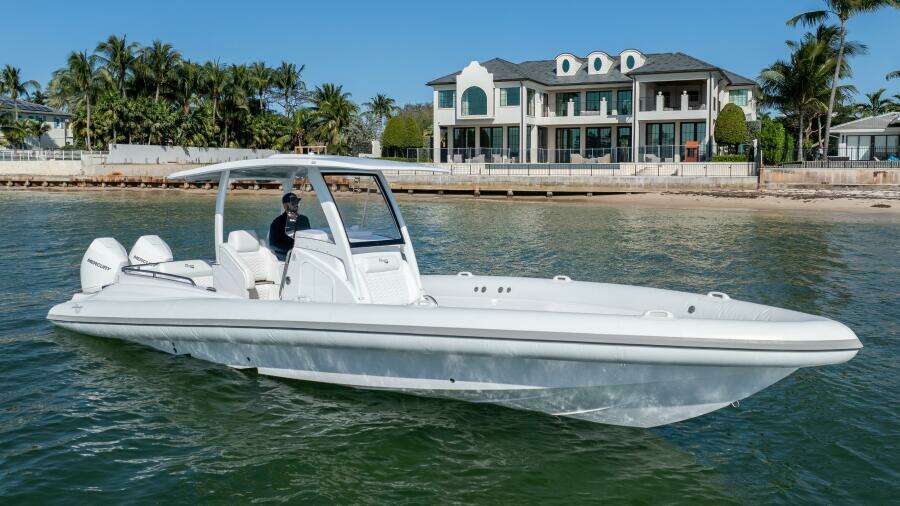 34ft Airship Yacht For Sale