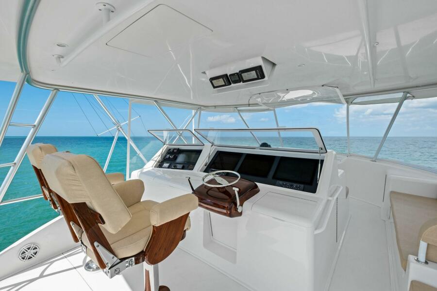 64' 2008 Viking 64 Convertible