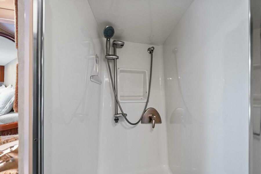 64' 2008 Viking 64 Convertible