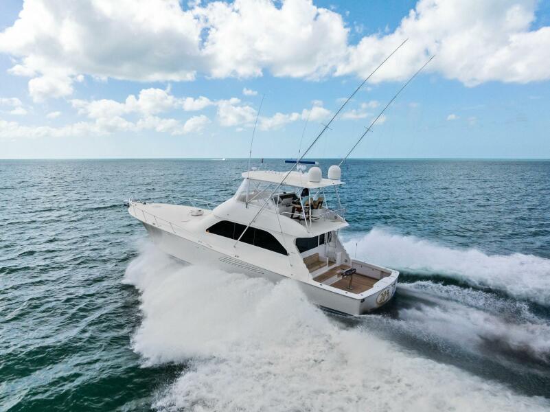 64' 2008 Viking 64 Convertible