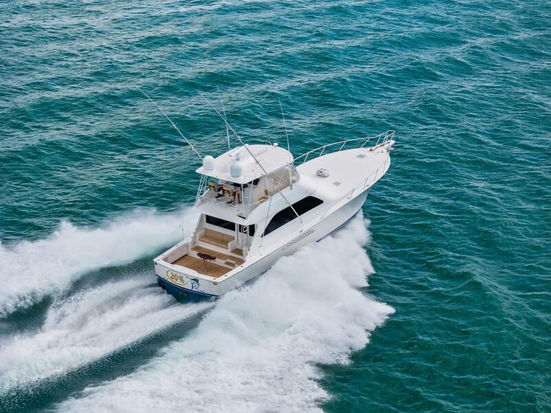 64' 2008 Viking 64 Convertible