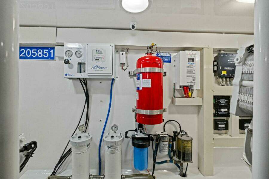 20  64ft Viking Yacht For Sale