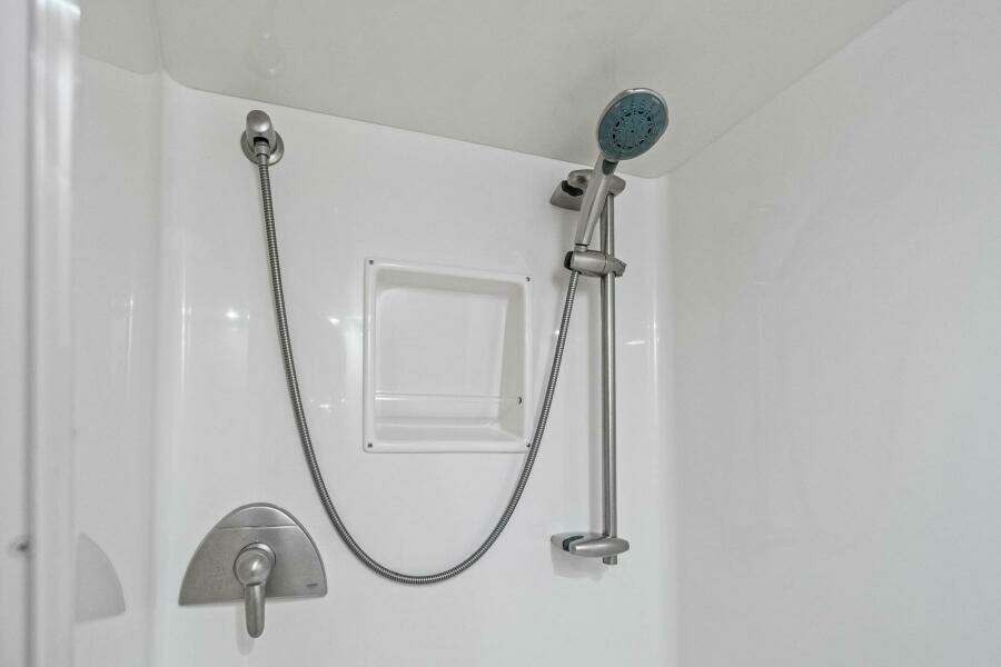 20  64ft Viking Yacht For Sale