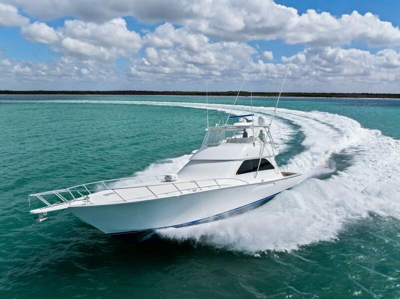 64' 2008 Viking 64 Convertible