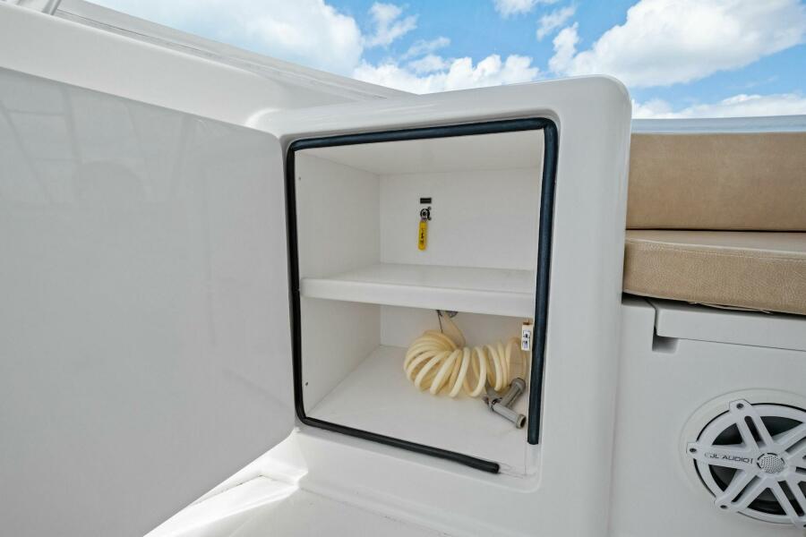 64' 2008 Viking 64 Convertible