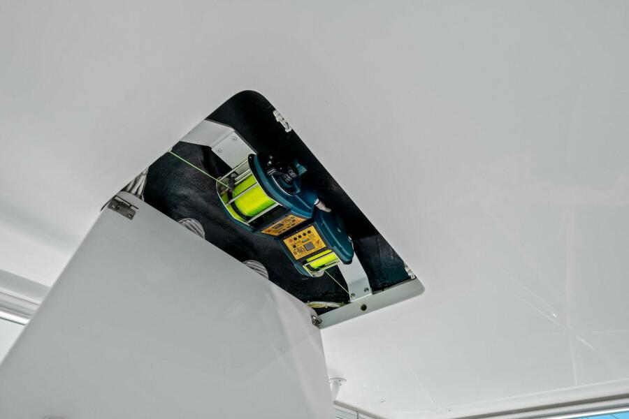 64' 2008 Viking 64 Convertible