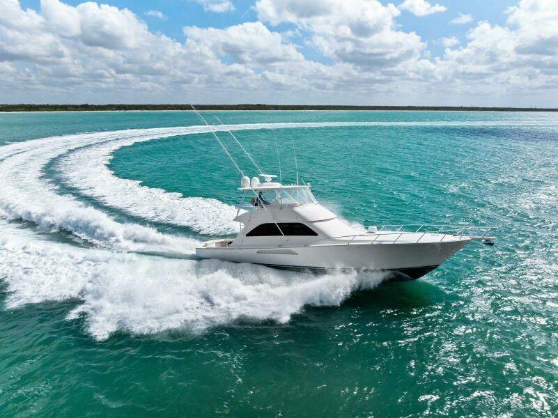 64' 2008 Viking 64 Convertible