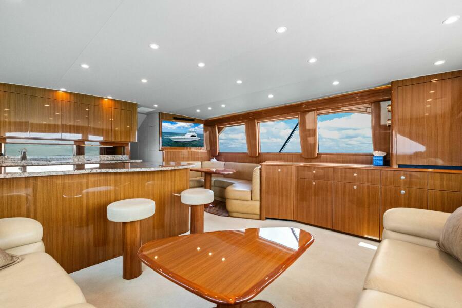 64' 2008 Viking 64 Convertible