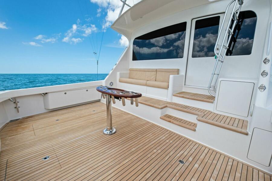 64' 2008 Viking 64 Convertible