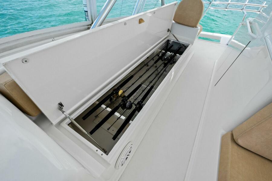 64' 2008 Viking 64 Convertible