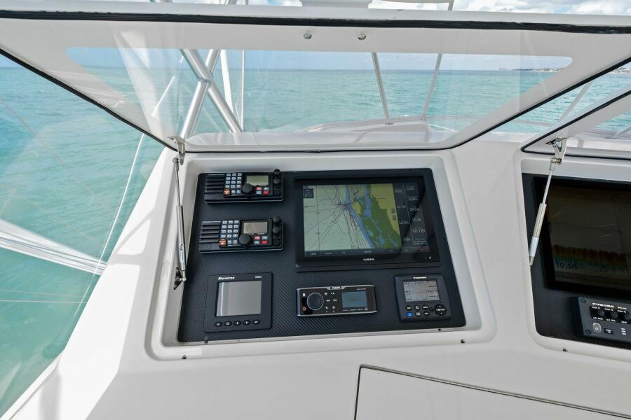 64' 2008 Viking 64 Convertible