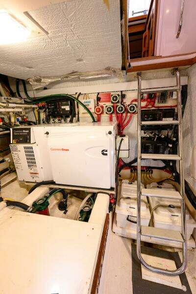 More Mojo 42ft Sabre Yacht For Sale