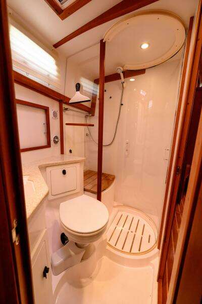 More Mojo 42ft Sabre Yacht For Sale