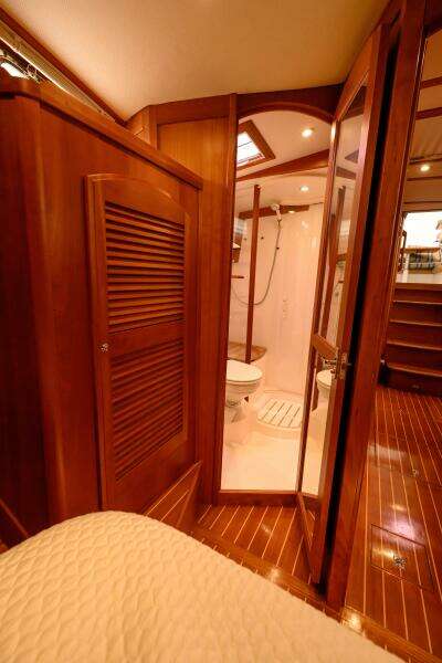 More Mojo 42ft Sabre Yacht For Sale